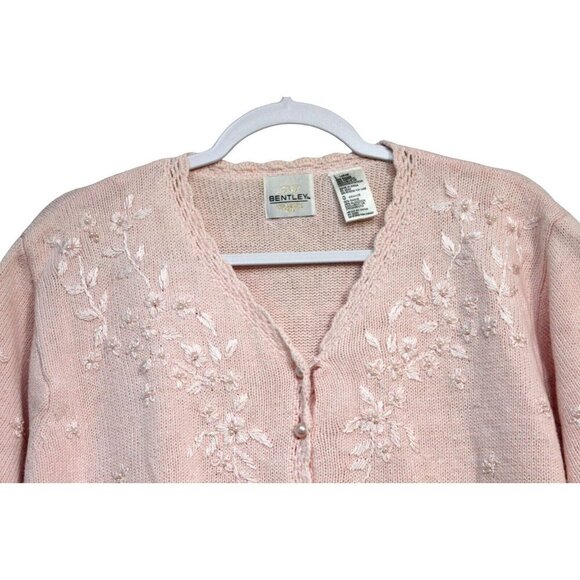 Vintage Cardigan Sweater Size L. Pink Embroidered Beaded Floral Knit - Picture 2 of 13